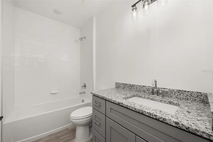 2nd bathroom
