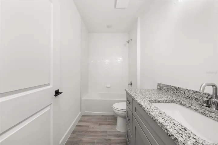 2nd bathroom