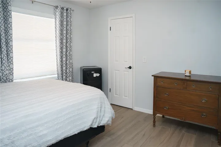 2 Bedroom