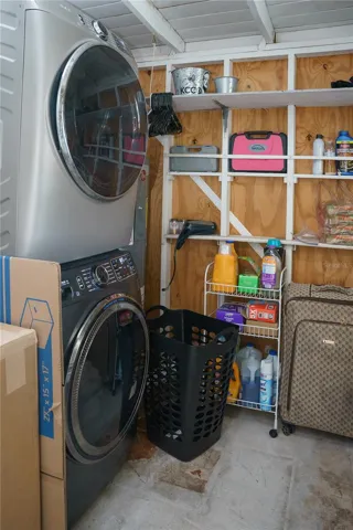 Laundry / Storage