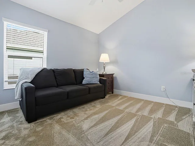 Guest bedroom 2.