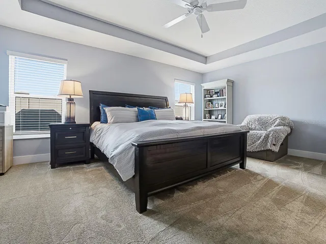 Spacious main bedroom!