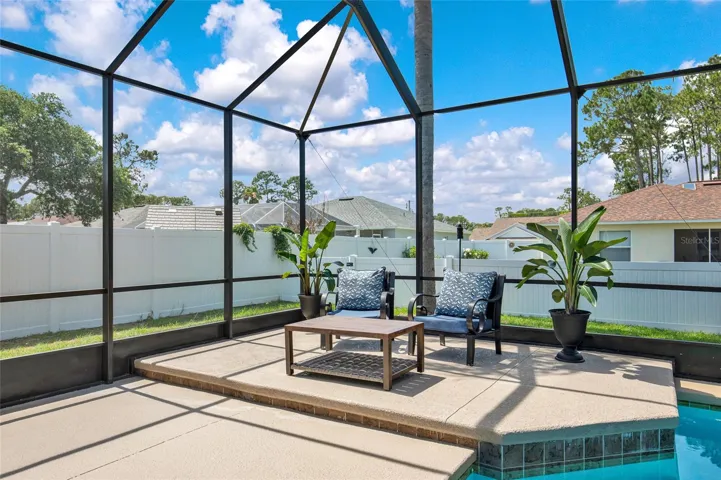 Sitting area by Pool
