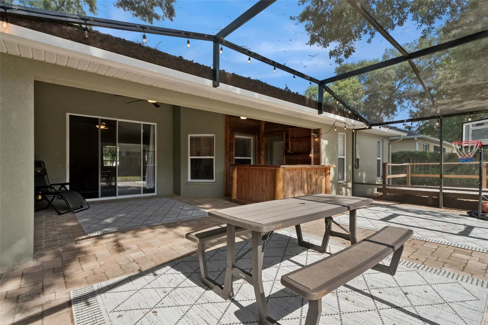Screened Patio