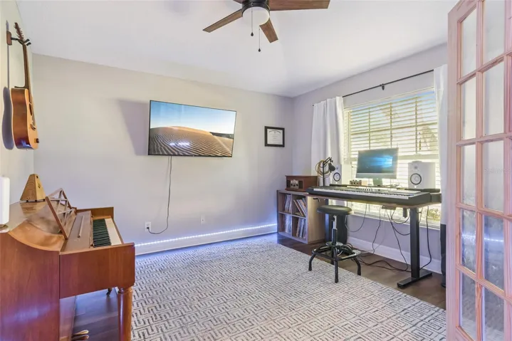Office/Den/Studio