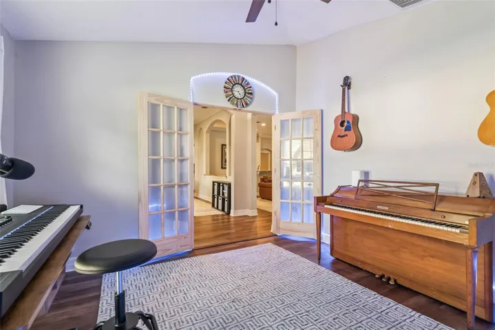 Office/Den/Studio