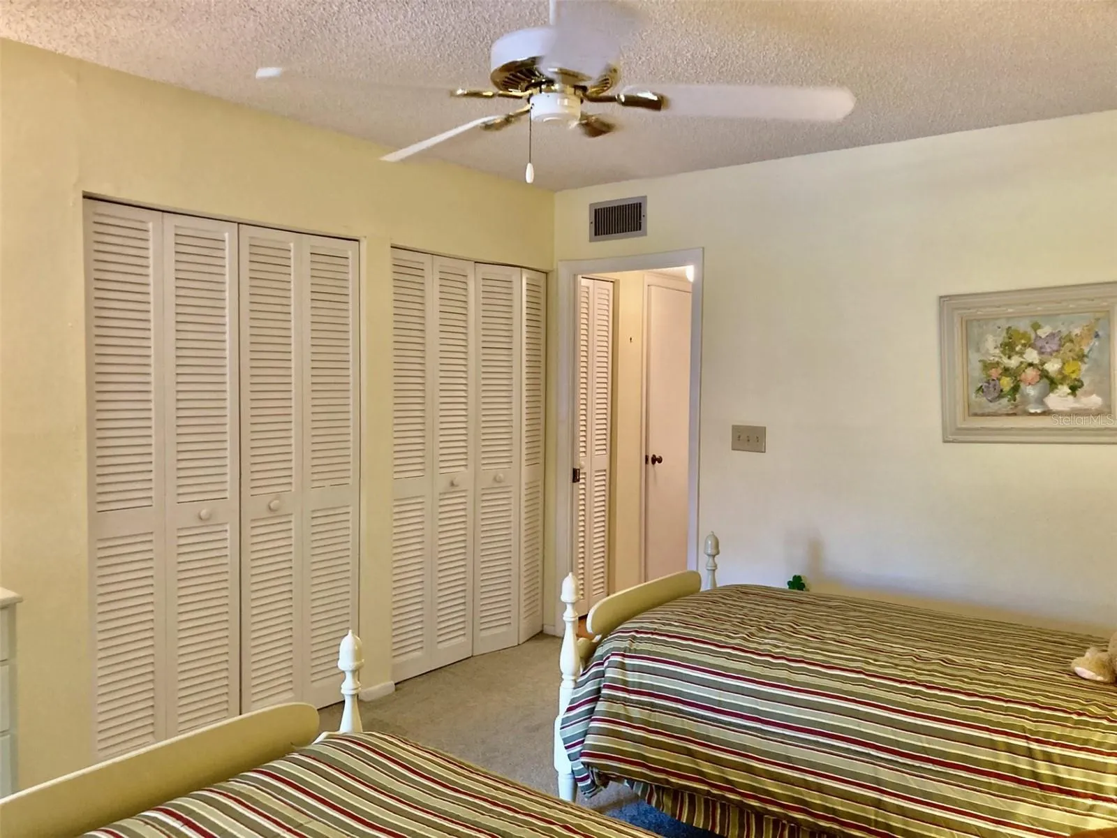 Plenty of closets!