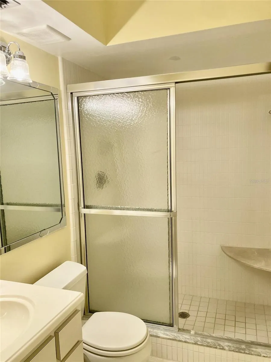 Second bath with shower.
