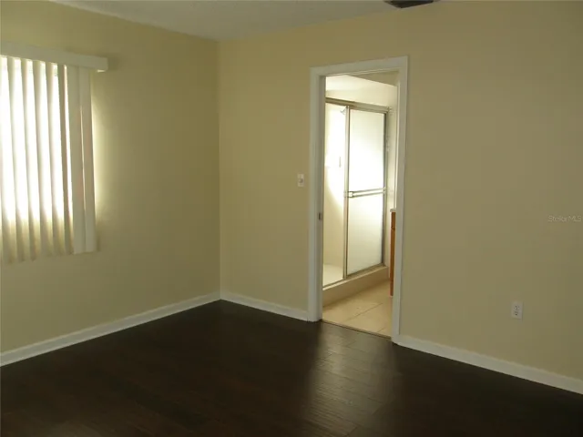 Bed room 1