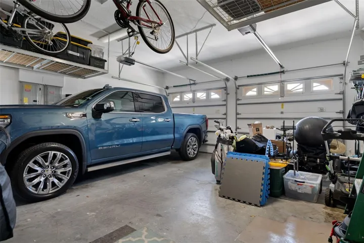 Garage with high ceilings for extra storage