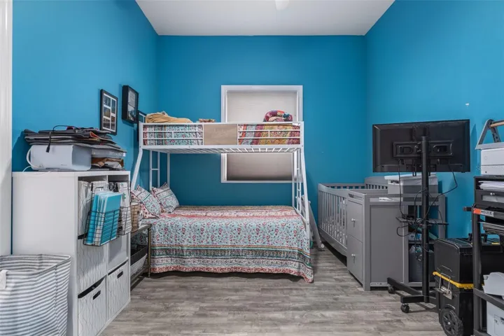 Guest bedroom