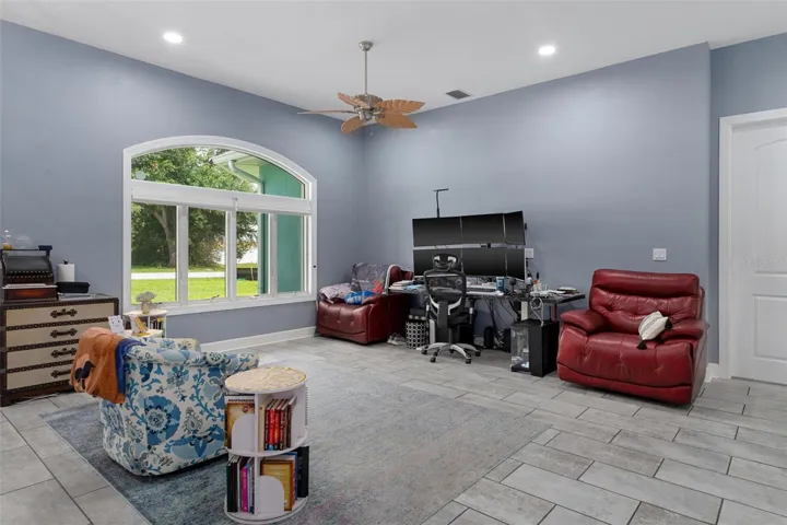 Owners work from home - this is part of the living room