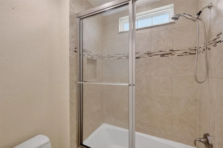 WINDOW FOR NATURAL LIGHTING.