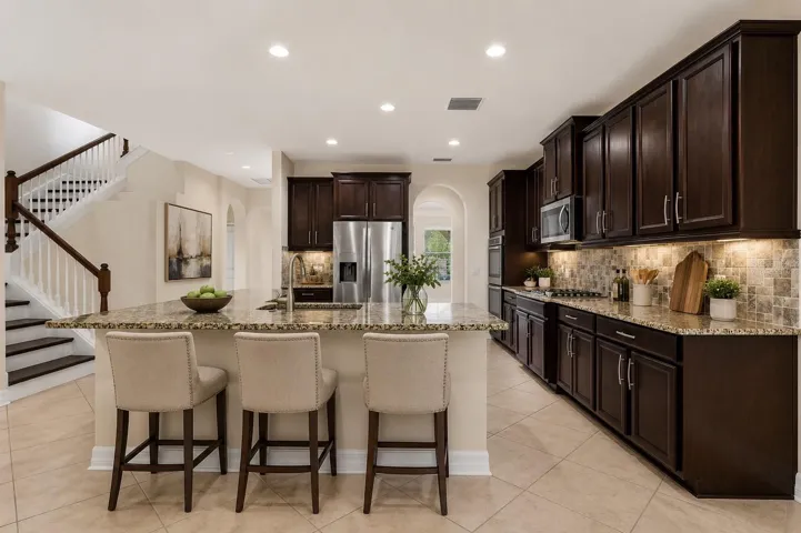 Chef's Kitchen - Virtually Staged