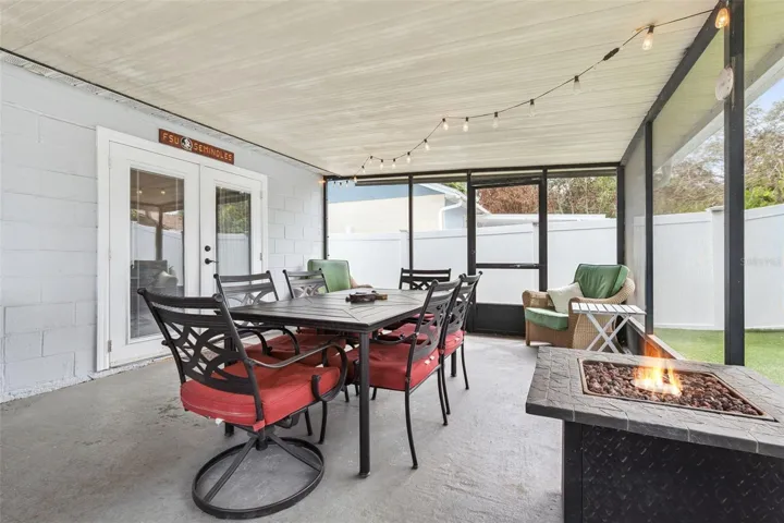Screened Patio