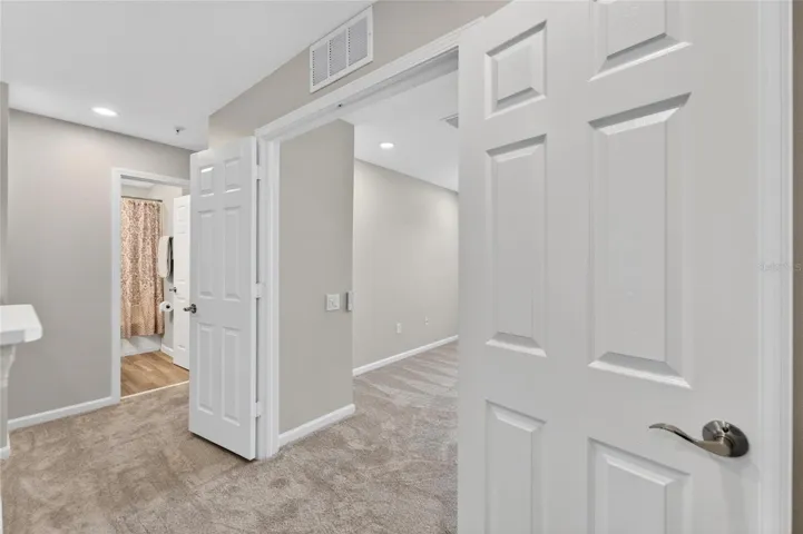 Master bedroom Walk in