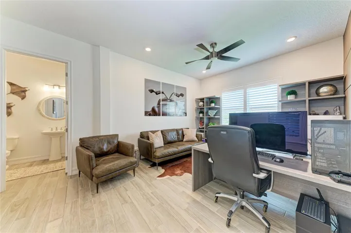 Office / Flex Room.