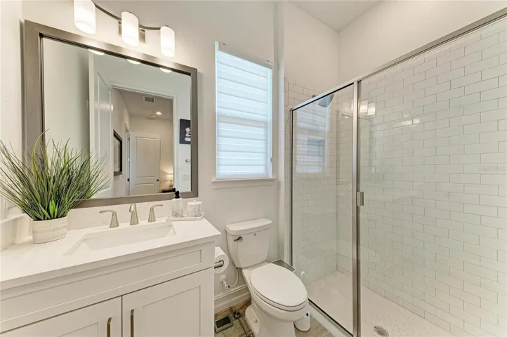 Guest Bathroom 1.