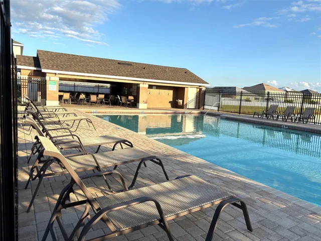 Community pool