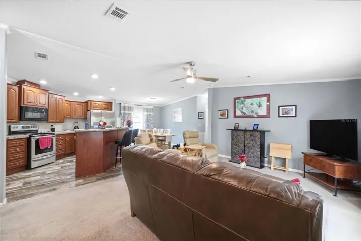 Living/Kitchen