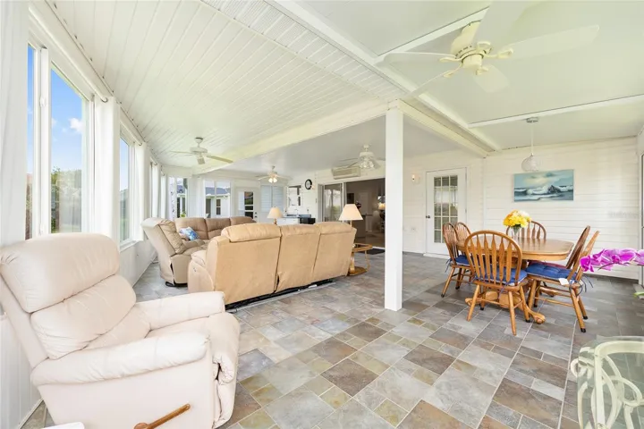 Ceiling Fans in Florida Room