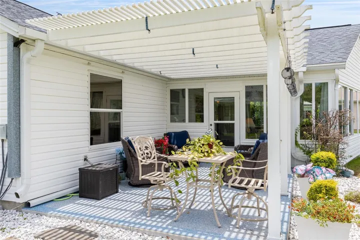 Rear Patio with Pergola