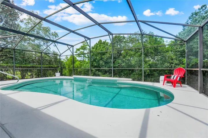 Pool/Screened Lanai