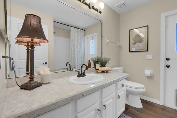 Guest Bath/Pool Bath