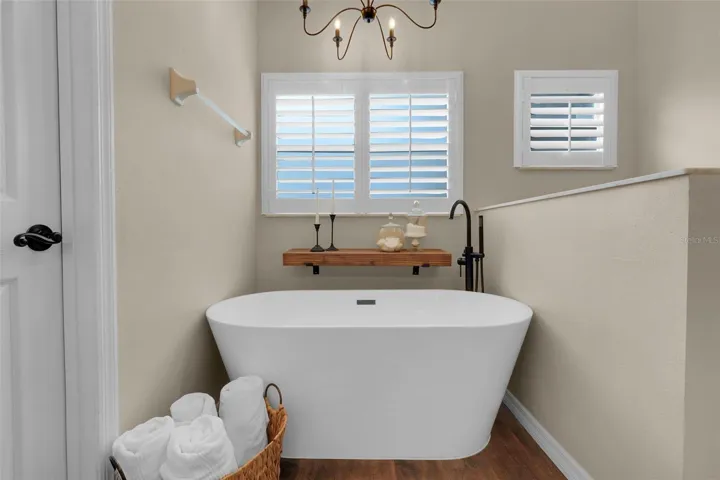 Primary bath