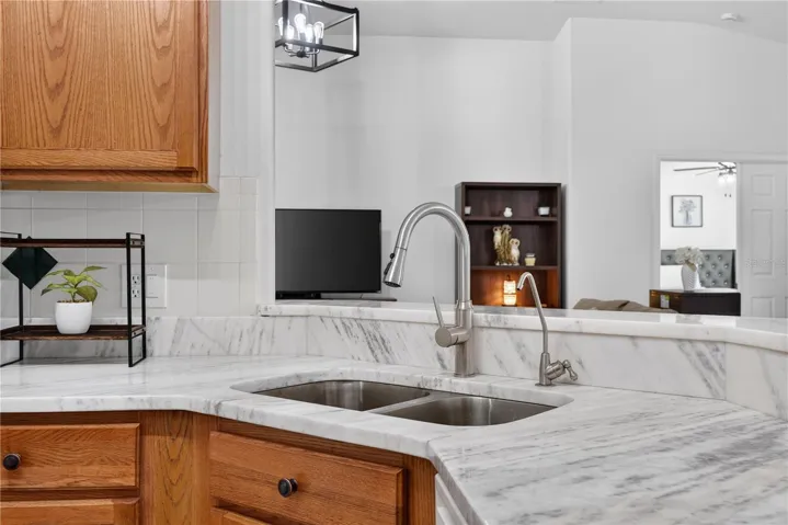 Marble countertops and kitchen backsplash