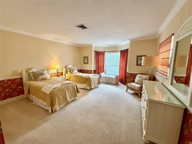 Guest Bedroom #1