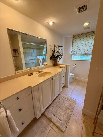 Guest Bathroom on suite with Guest Bedroom #2