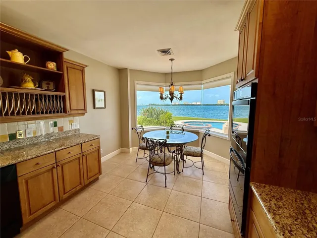 Breakfast Nook