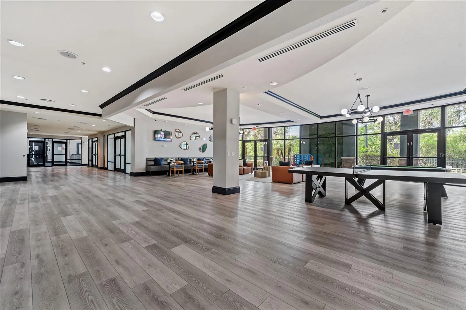 1st floor amenities