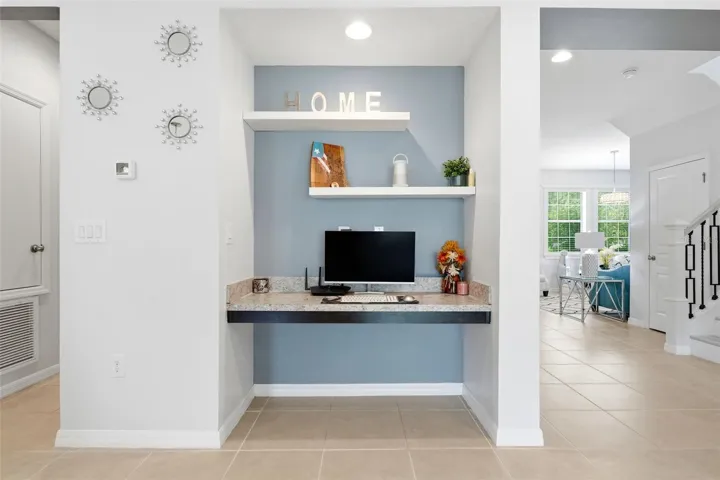 Built in Desk