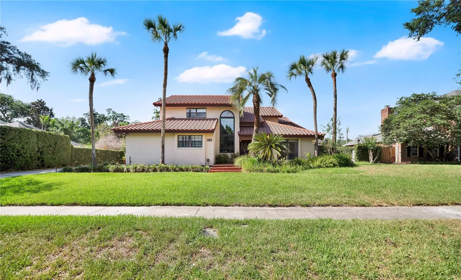 This property sits on one-third of an acre in the desirable Southern Oaks neighborhood.