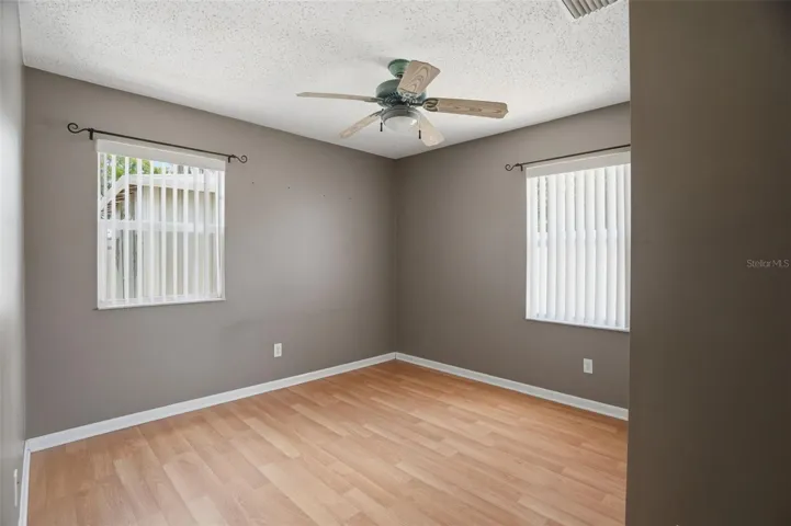Guest bedroom 3