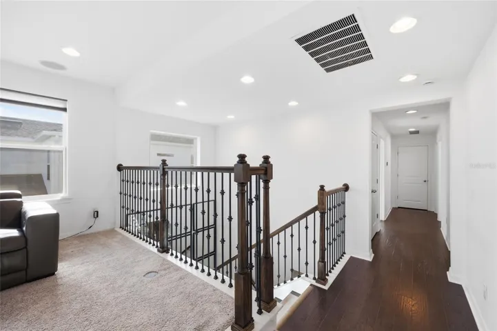 Engineered Hardwood Staircase