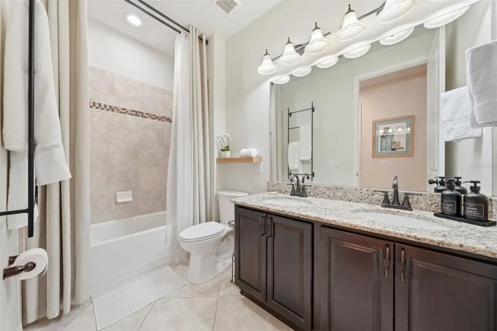 Jack n Jill bath 2