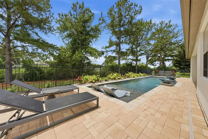 Pool 4