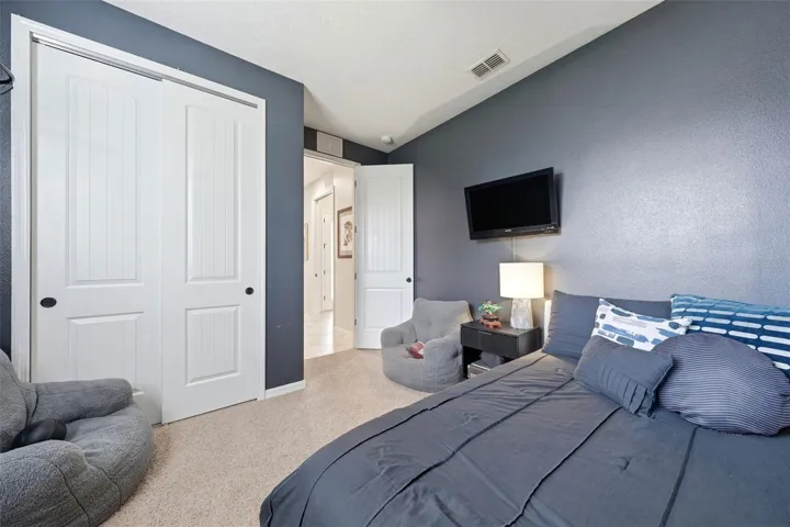 Bedroom 2.1