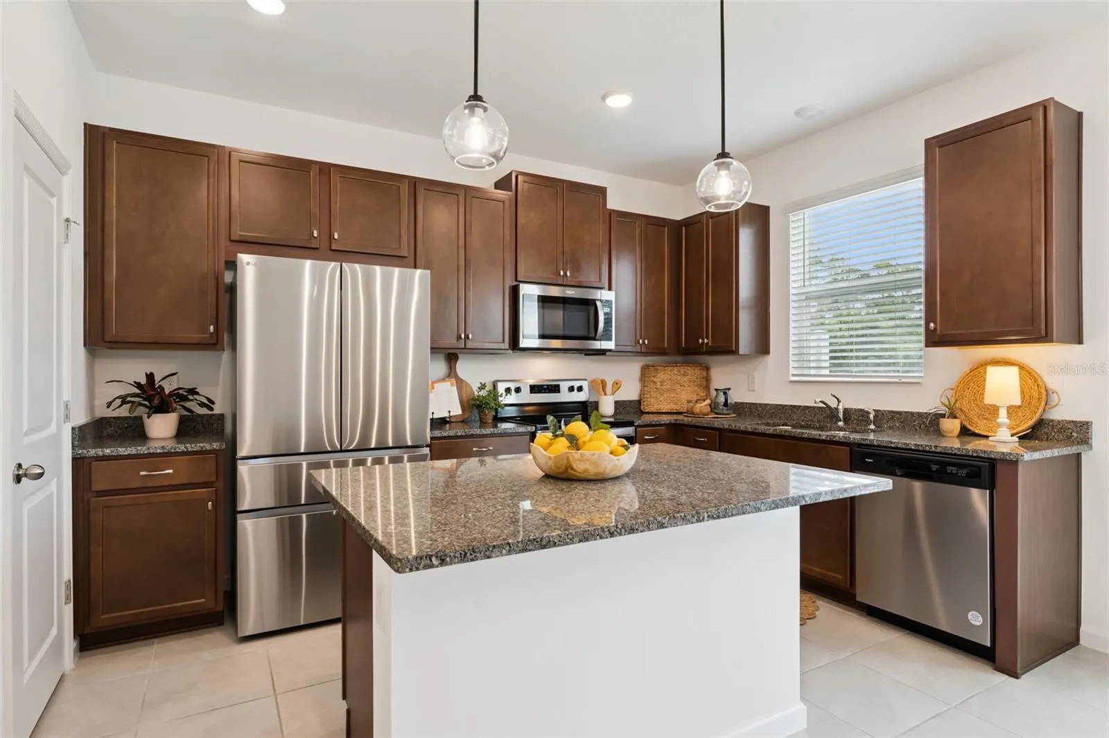 Kitchen with Island