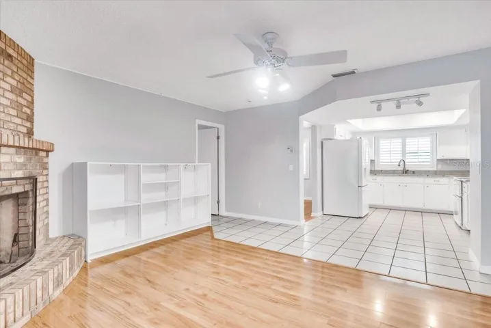 Living area to kitchen.