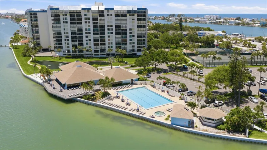 Aerial view of the Yacht and Tennis Club Community