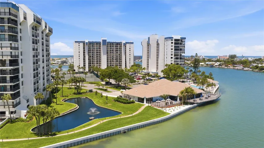 Aerial view of the Yacht and Tennis Club Community