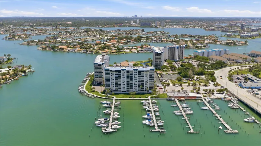 Aerial view of the Yacht and Tennis Club Community