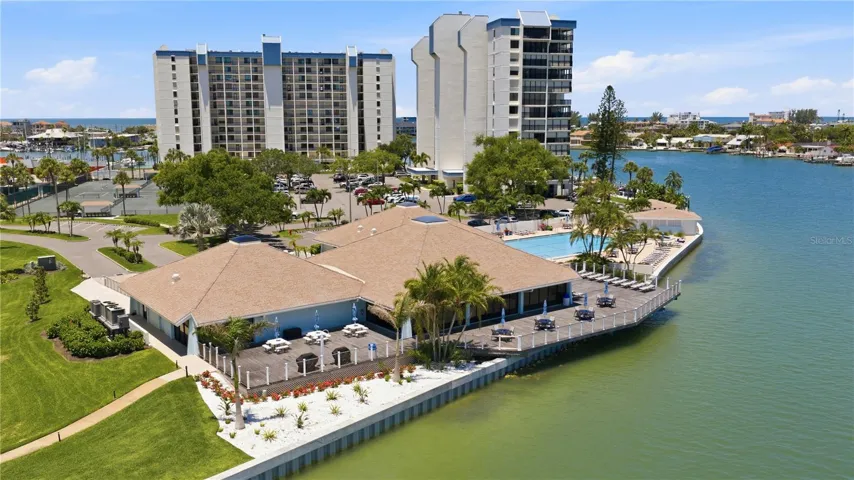 Aerial view of the Yacht and Tennis Club Community