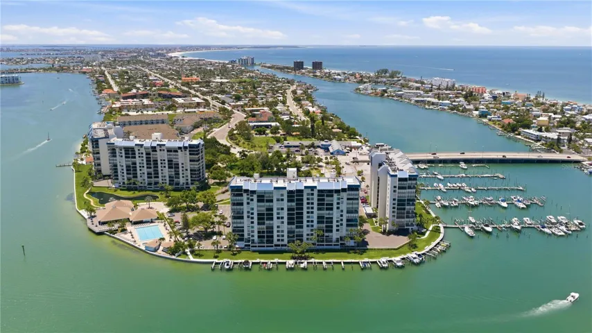 Aerial view of the Yacht and Tennis Club Community