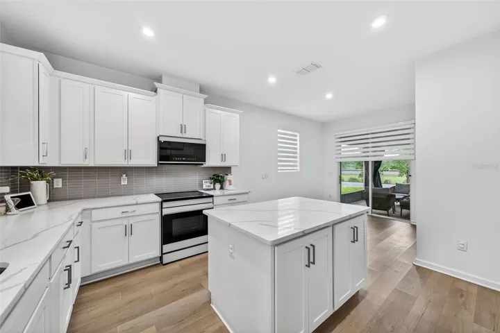 Kitchen with island