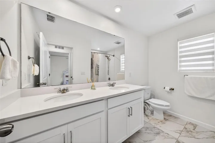Main bathroom